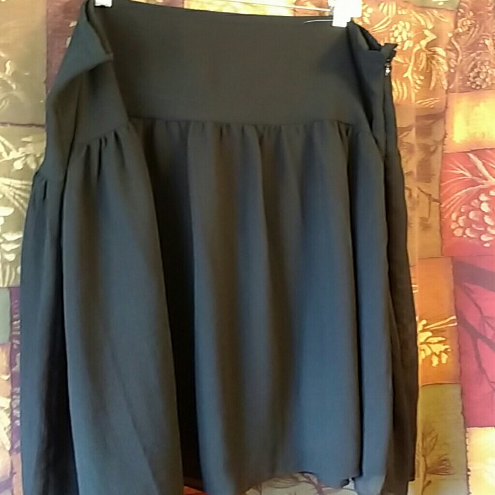 NWOT Black Chiffon Lined Skirt